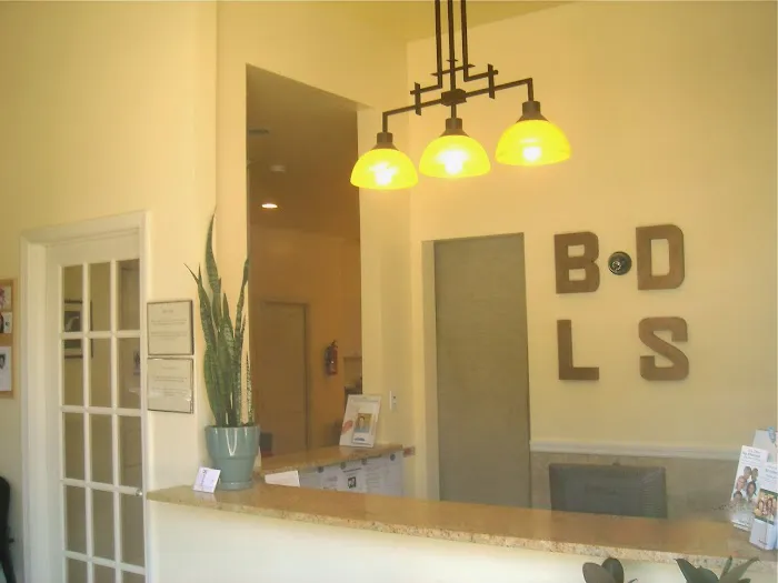 Bright Dental of Logan Square 1