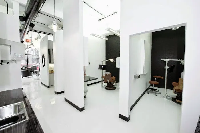 White Dental Studio Picture 5