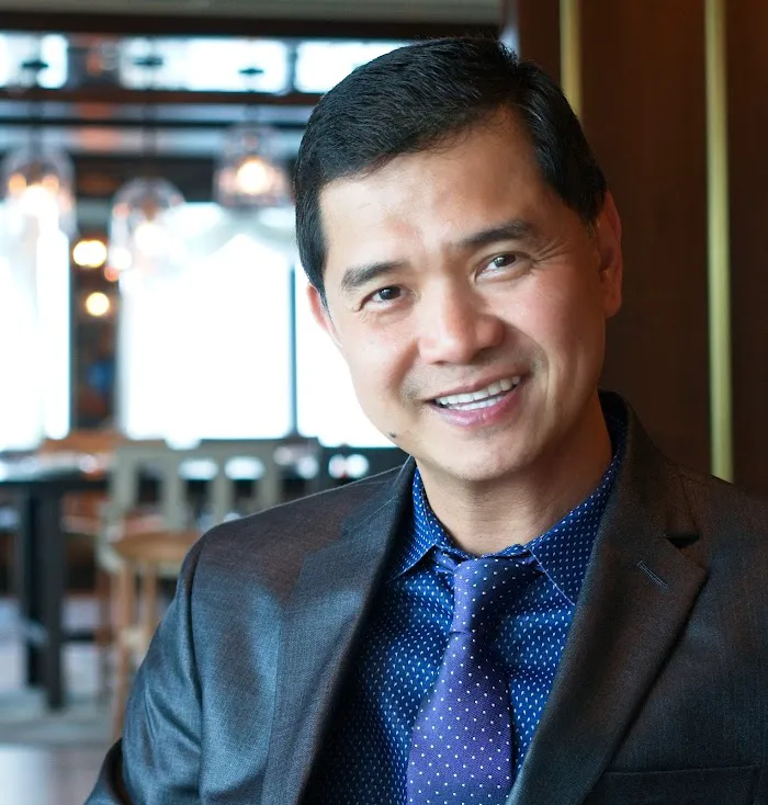 Pinnacle Peak Dental Center - Dr. Randy Lozada Picture 8