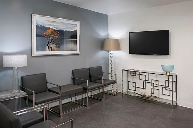 Woodland Hills Dental Arts Picture 7