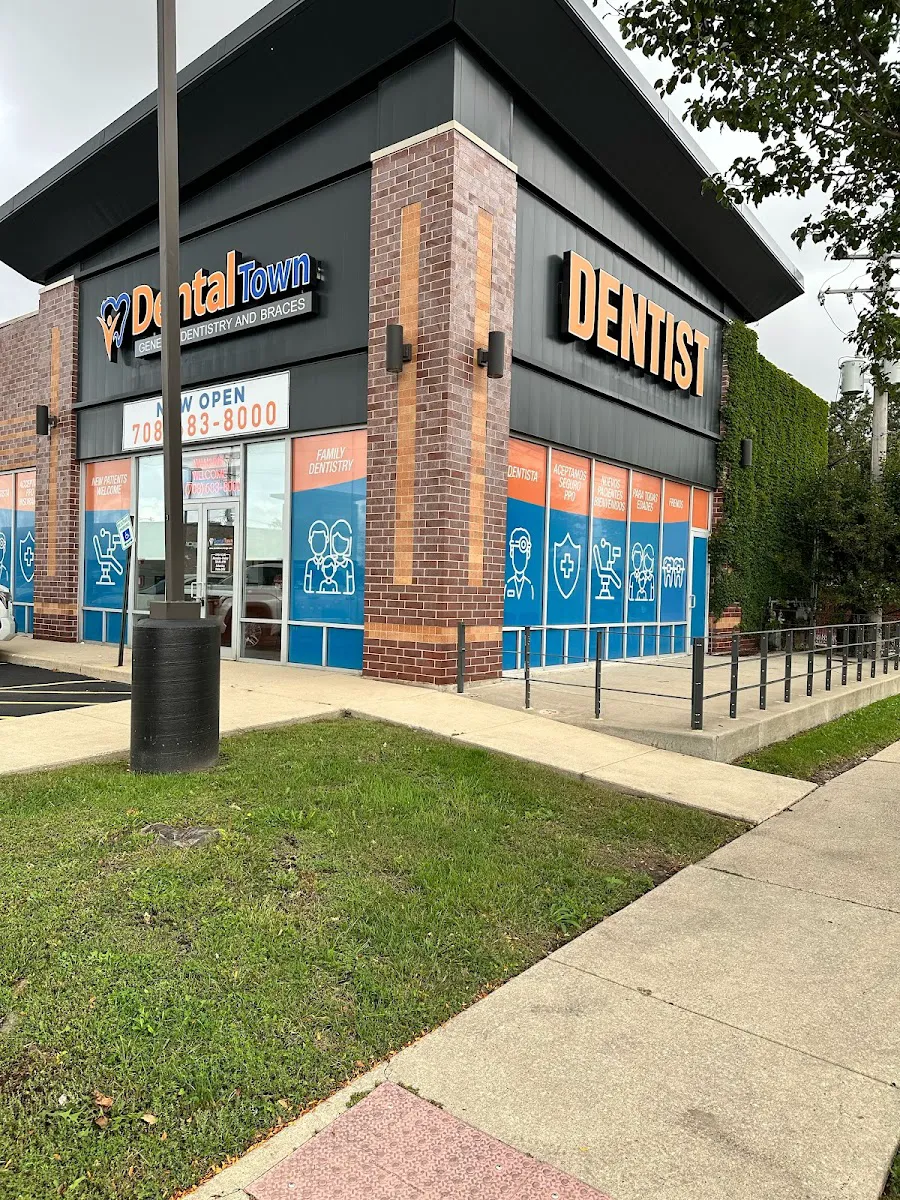 Dental Town Melrose Picture 1