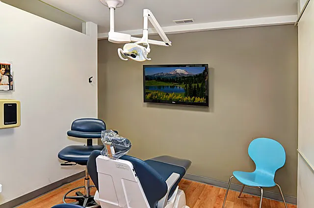 Grand Dental - Franklin Park Picture 7