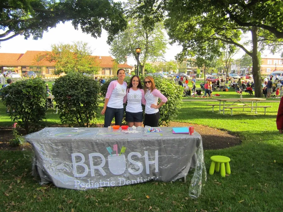 Brush Pediatric Dentistry of Hinsdale 10