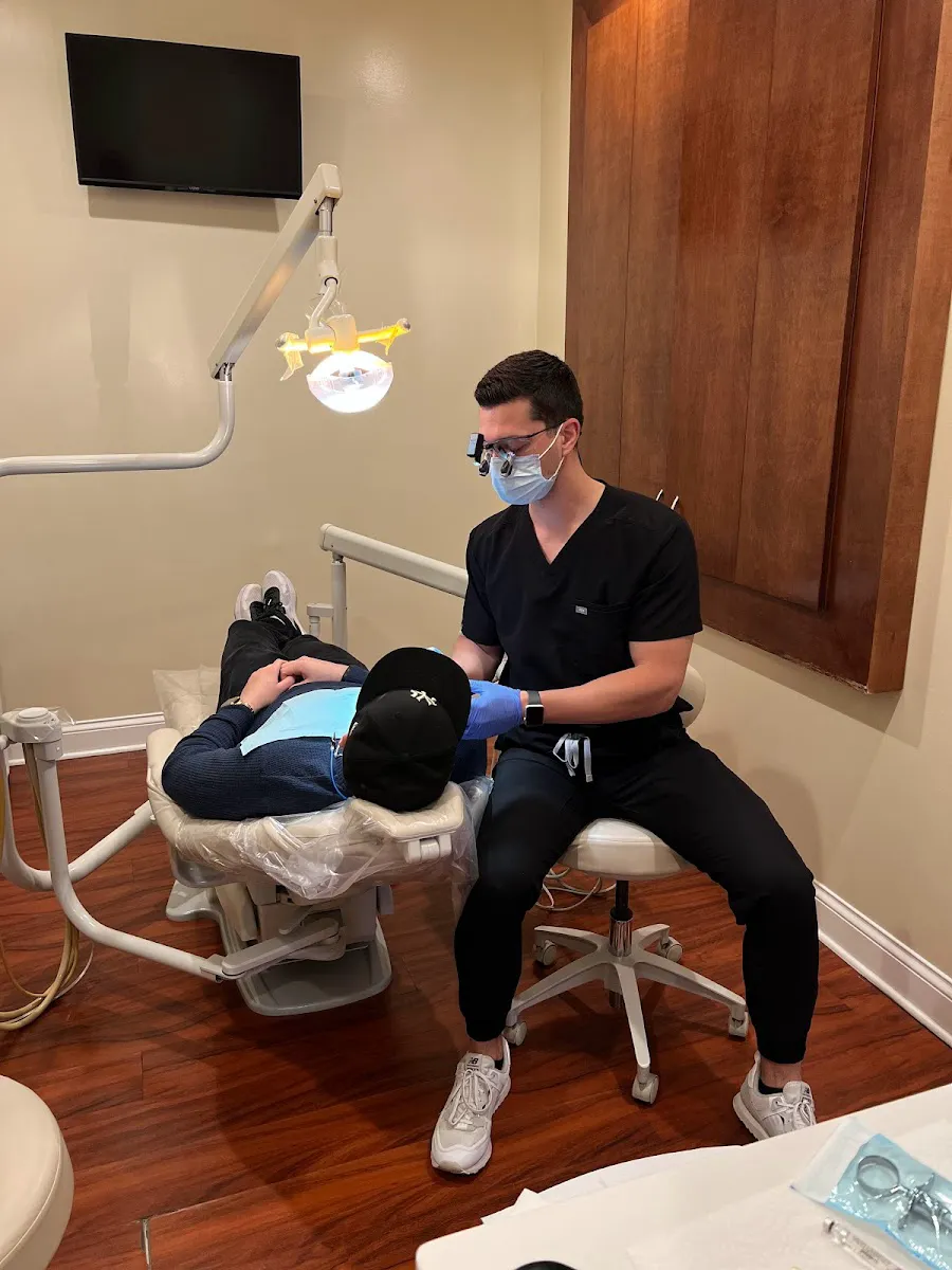 Comprehensive Dental & Implant Center Picture 9