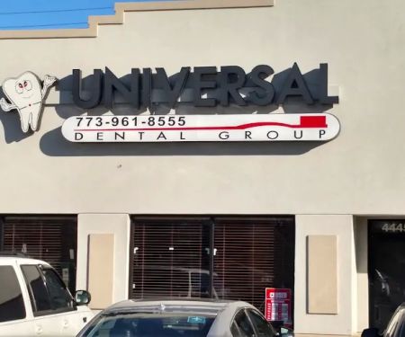 Universal Dental of Albany Park