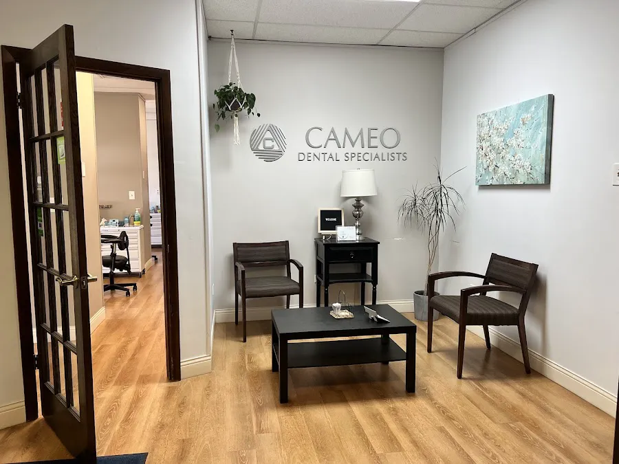 Dr. Michael P. Munaretto, DDS 1