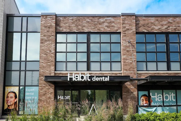 Habit Dental - Family & Emergency Dentistry Etobicoke Picture 3