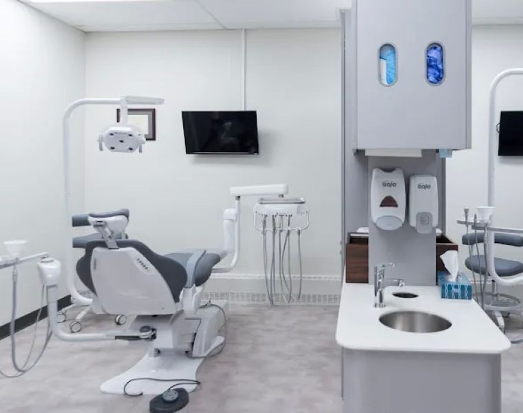 Dentistry @ Bank Street Professional Centre