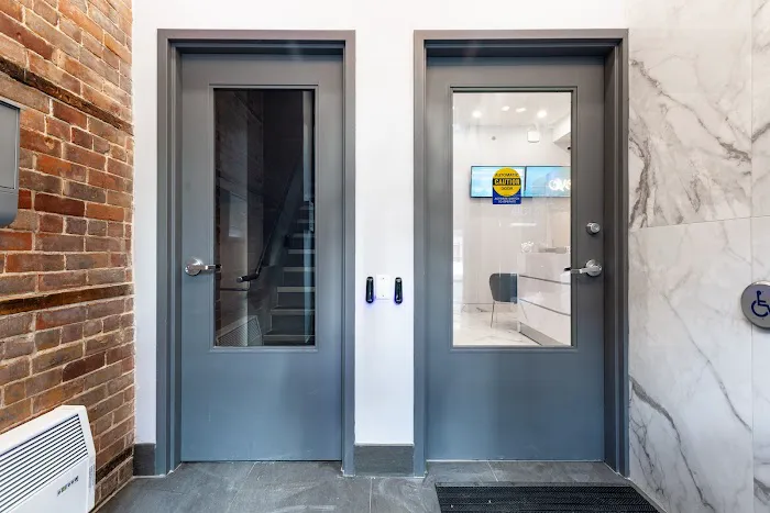 Urban Dental Centre 6