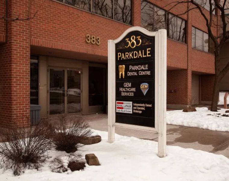 Parkdale Dental Centre