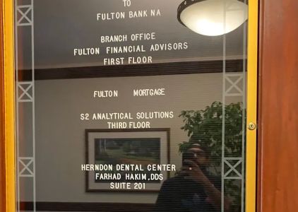 Farhad Hakim D.D.S. Herndon Dental Center