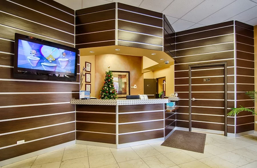 1st Family Dental-Logan Square Picture 4