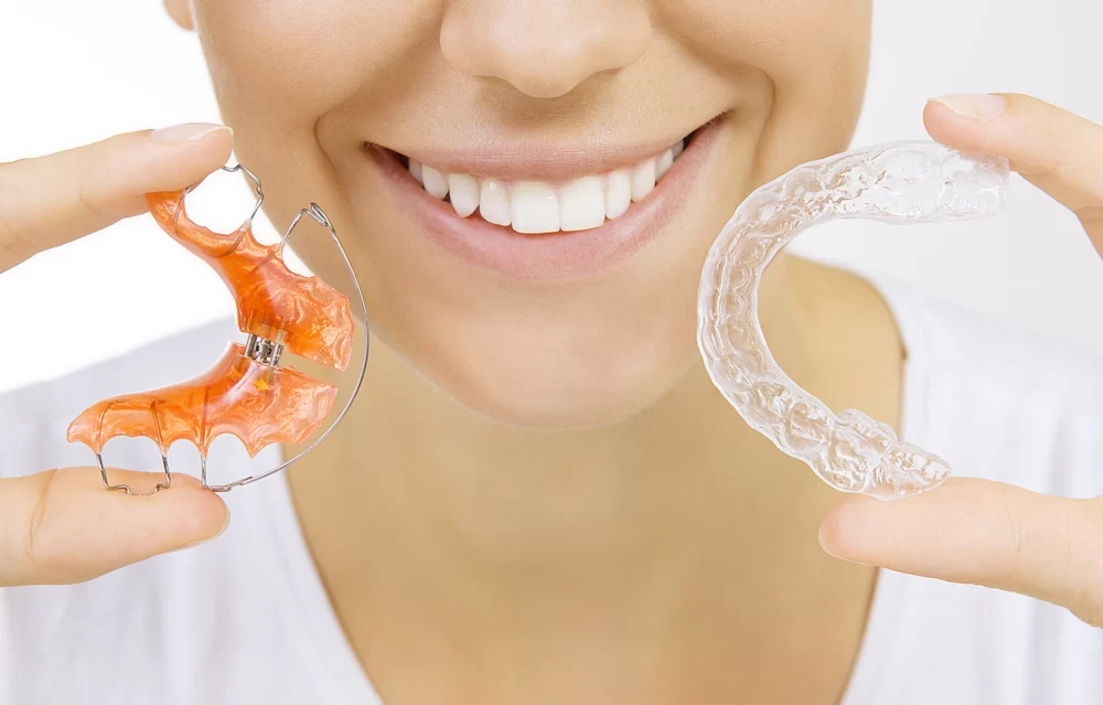 How to Prevent Teeth from Shifting After Orthodontic Treatment: Essential Tips and Retainer Care