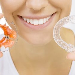How to Prevent Teeth from Shifting After Orthodontic Treatment: Essential Tips and Retainer Care