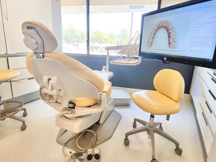 Four Seasons Dental Care Picture 5