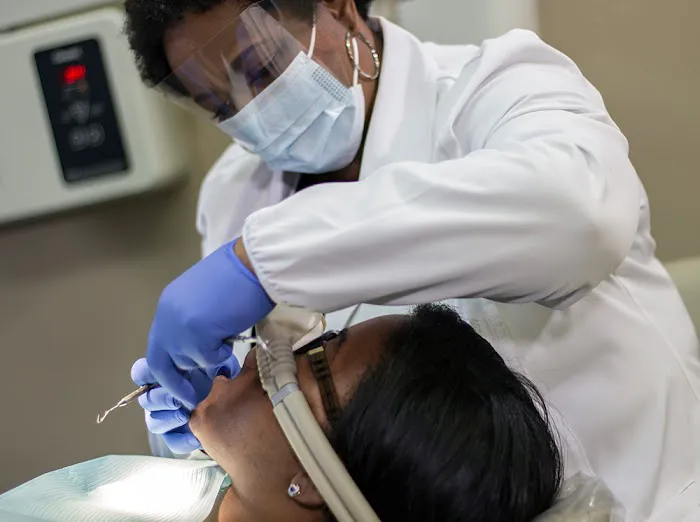 Aesthetic Dental Picture 3
