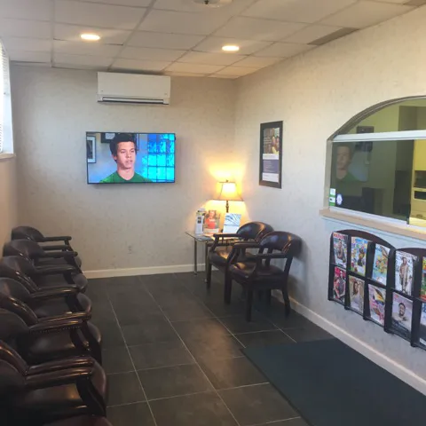 Great Expressions Dental Centers - Grosse Pointe Picture 5