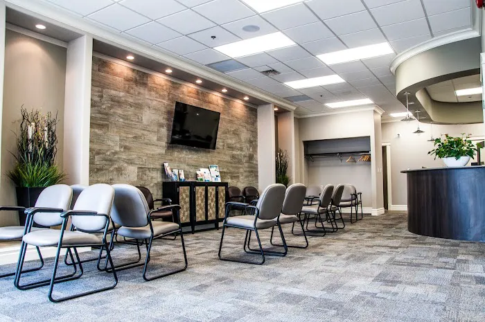 Bardgett Smile Center - Dentures and Implants Clinic Picture 7