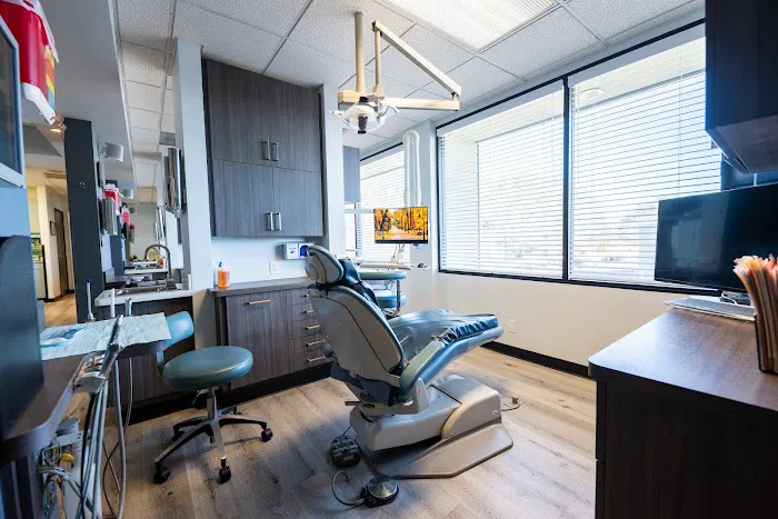 Del Mar Dental Studio Picture 6