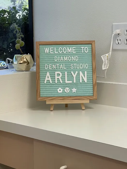 Diamond Dental Studio Picture 2