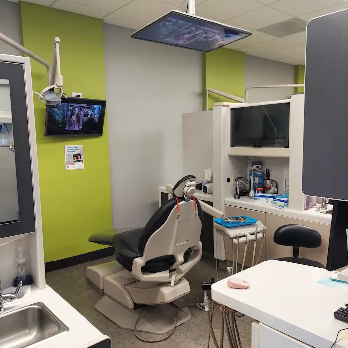 Love To Smile: Complete Family and Implant Dentistry Picture 7