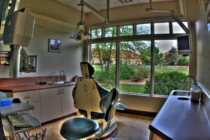 Legends Dental Picture 4