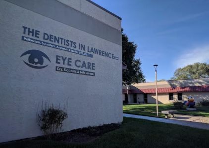 The Dentists In Lawrence