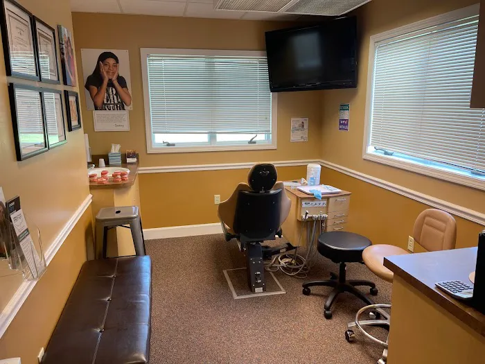 Fry Orthodontic Specialists Picture 4