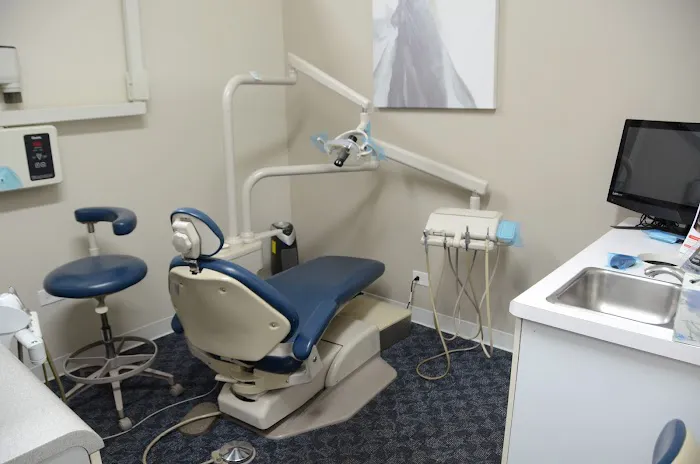 Dental Cure of Downers Grove Picture 3