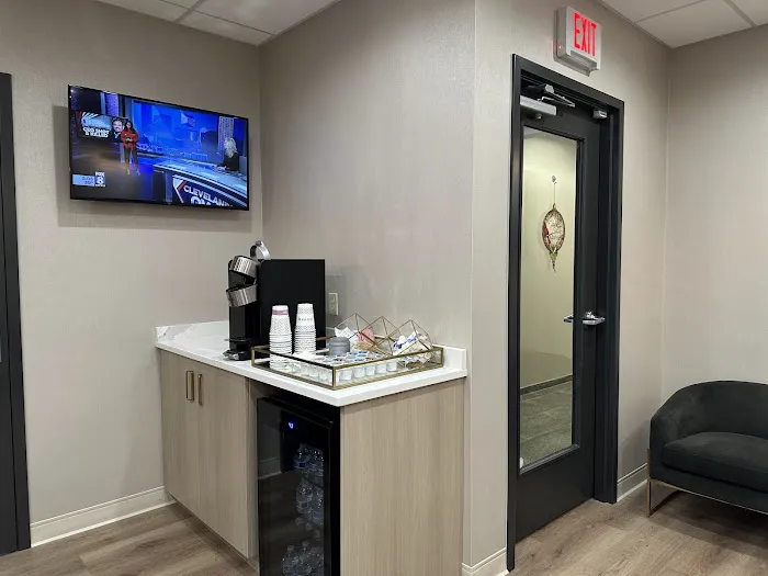 Royalton Dental Associates: Daniel Florian, DMD 4