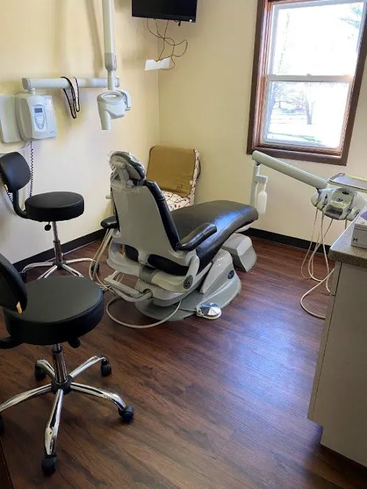 Chardon Dental Arts Picture 4