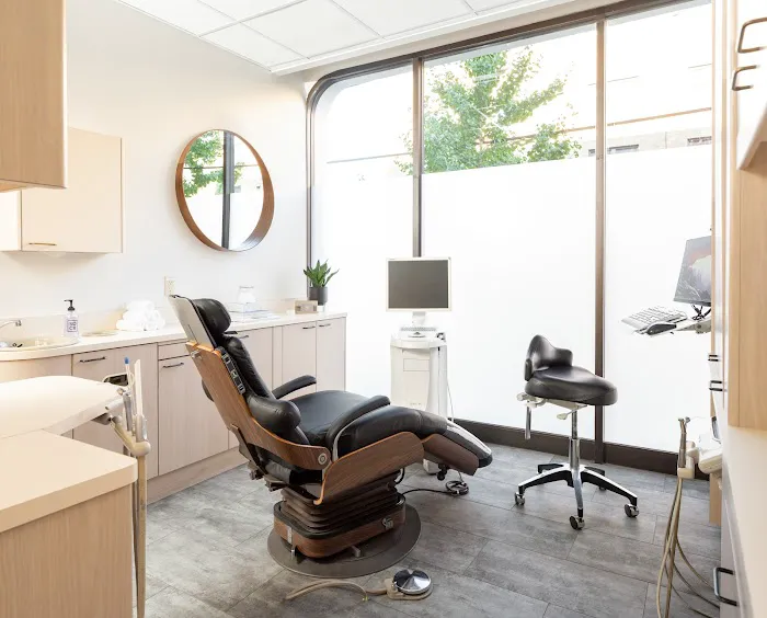 Seattle Dental Co. Picture 6