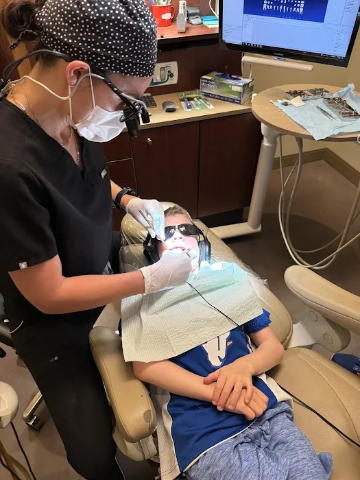 new32 Aesthetic and Family Dentistry Picture 8