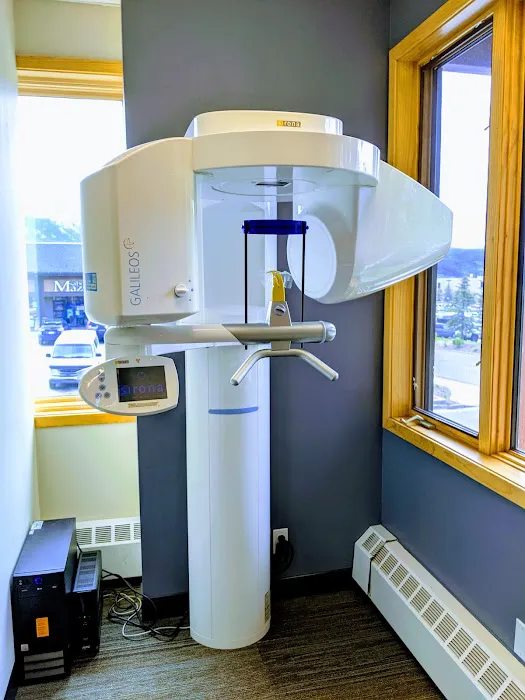 Innovative Family Dental - Dr. Stephanie Barnett Picture 6