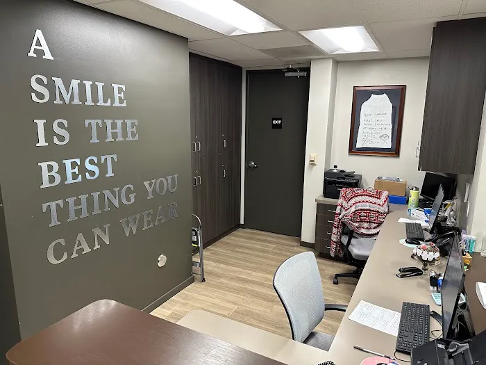 Ghotanian Dental Encino Picture 5