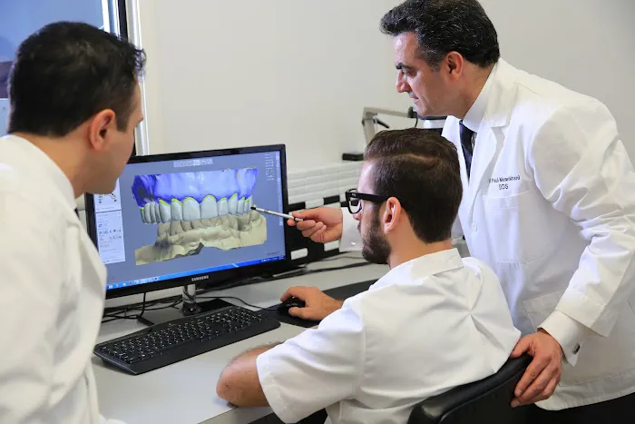 Los Angeles Dentists Group - Glendale Picture 9