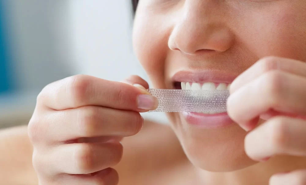 Effective Ways to Whiten Teeth with Professional Products for a Brighter Smile